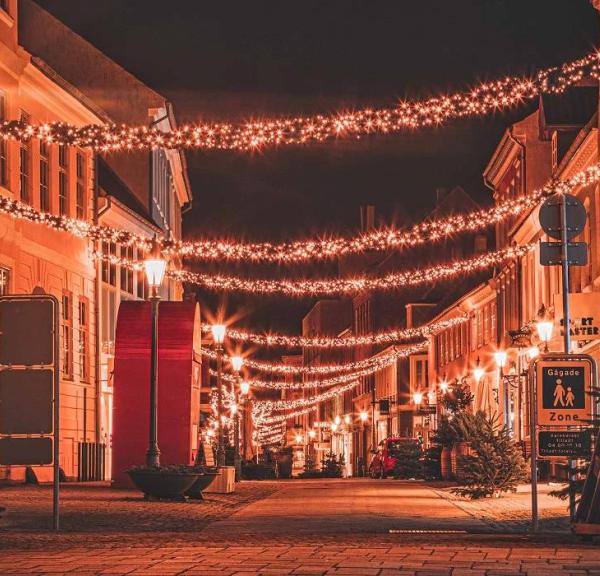 Julelys i Nyborgs hyggelige gågader